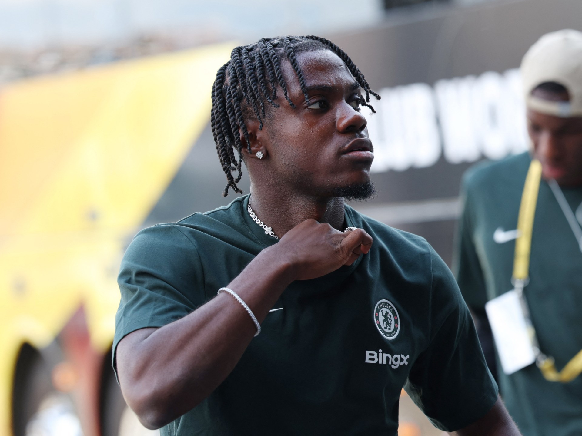 Arsenal seal Madueke signing from Chelsea in divisive move | Football News